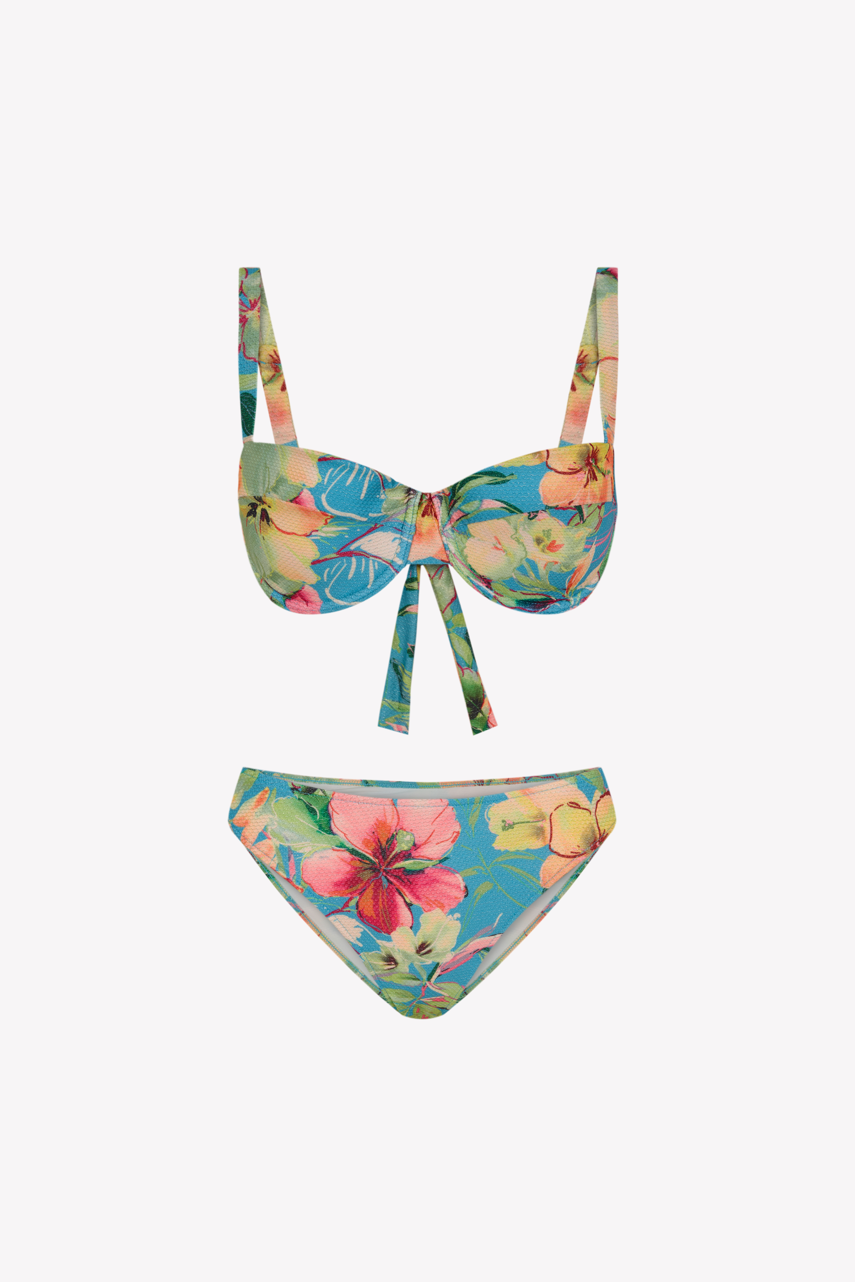 Bikini sostenible Bimba Aloa. Top balconette con aro y braguita clásica. Tejido reciclado ECOWAVE® con estampado floral exclusivo, textura piqué y acabado lúrex. Confeccionado éticamente en España.