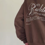 Camiseta oversize unisex en color verde, confeccionada en 100% algodón orgánico, con impresión digital exclusiva en la parte delantera. Moda streetwear sostenible