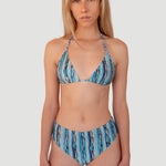 Bikini sostenible Lise Bimba Agata High estampado azul-verde vista frontal con top triangulo y braga alta - CIRCU