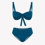 Bikini sostenible Bimba Aqua High de CIRCU. Top balconette con aro y braga alta que estiliza. Tejido ECONYL® en azul marino satinado, elegante y atemporal. Hecho a mano en España de forma ética.